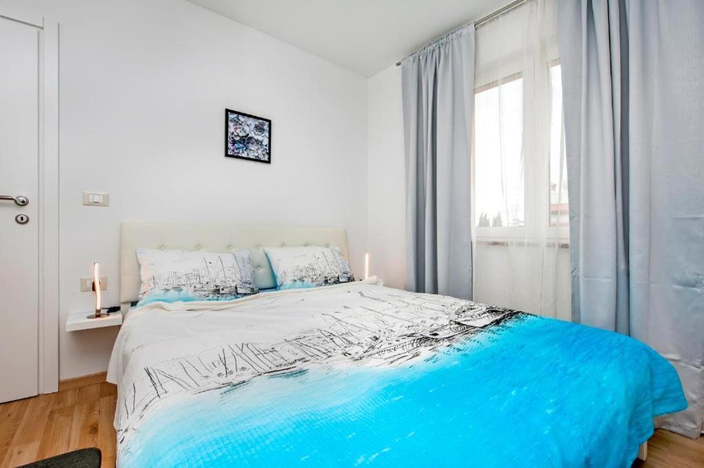 Aria Room And Apartmant Fuga Ровінь Екстер'єр фото
